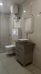 Image of 1250 Sq.ft 2 BHK Builder Floor for rent in DLF Phase 5, Gurgaon for Rs. 80000
