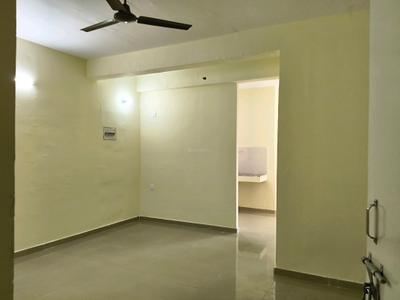 Living Room Image of 1300 Sq.ft 3 BHK Apartment / Flat for rent in Pyramid Infinity, Sector 70 Gurgaon for Rs. 26000