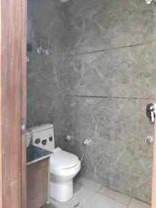 Bedroom One Image of 1300 Sq.ft 3 BHK Apartment / Flat for sale in Lal Kuan Ghaziabad for Rs. 5865000