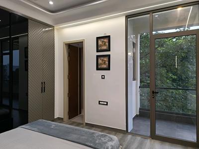 Bedroom Image of 1450 Sq.ft 3 BHK Builder Floor for sale in Kaushambi Ghaziabad for Rs. 16000000