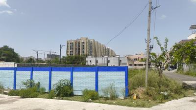 Image of 900 Sq.ft 3 BHK Duplex for sale in V Square Tech City, Siruseri, Chennai for Rs. 6300000