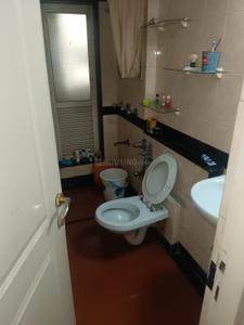 Bathroom Image of 1028 Sq.ft 2 BHK Apartment / Flat for sale in Raheja Vihar, Powai Mumbai for Rs. 18500000
