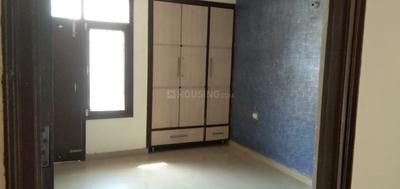Bedroom Image of 1500 Sq.ft 3 BHK Apartment / Flat for rent in Maya Garden Phase 3, Bishanpura Zirakpur for Rs. 19000