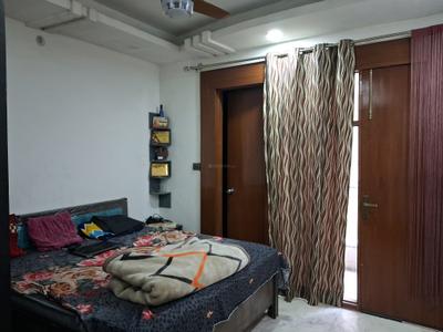 Bedroom Image of 900 Sq.ft 2 BHK Builder Floor for rent in Sector 72 Noida for Rs. 25000