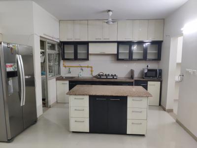 Kitchen Image of 1850 Sq.ft 3 BHK Apartment / Flat for rent in Adani The Meadows, Shantigram Ahmedabad for Rs. 45000