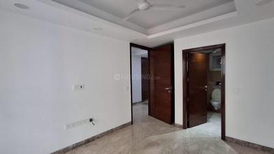 Bedroom Image of 2250 Sq.ft 3 BHK Builder Floor for rent in Navjeevan Vihar New Delhi for Rs. 130000