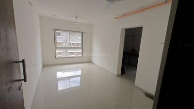 Living Room Image of 580 Sq.ft 2 BHK Apartment / Flat for rent in Shreeji Plaza, Malad West Mumbai for Rs. 45000