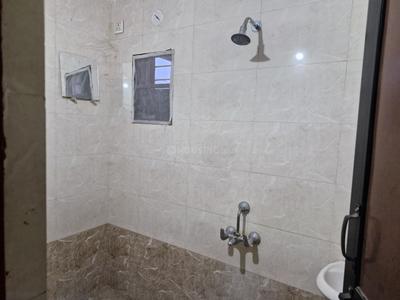 Bathroom Image of 1041 Sq.ft 2 BHK Apartment / Flat for rent in Sudhashri Shriram Tower, Gorewada Nagpur for Rs. 17000