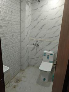 Bathroom Image of 500 Sq.ft 1 RK Builder Floor for rent in Sector 40 Gurgaon for Rs. 21000