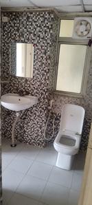 Bathroom Image of 550 Sq.ft 1 BHK Apartment / Flat for rent in Maxblis Grand Kingston, Sector 75 Noida for Rs. 26000