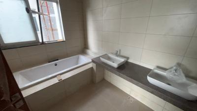 Image of 10068 Sq.ft 6 BHK Villa for sale in Godrej Crest, Jaypee Greens, Greater Noida for Rs. 260000000