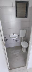 Bathroom Image of 780 Sq.ft 1 BHK Apartment / Flat for rent in Aryanparv Aarambh, Ujala Circle Ahmedabad for Rs. 16300