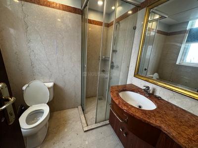Image of 2463 Sq.ft 3 BHK Apartment / Flat for sale in Central Park Resorts, Sector 48, Gurgaon for Rs. 75000000