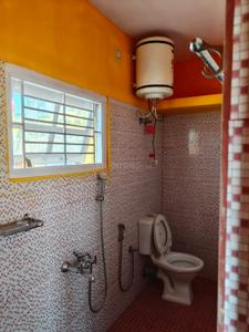 Bathroom Image of 2500 Sq.ft 3 BHK Independent House for sale in Indunagar Ooty for Rs. 8000000