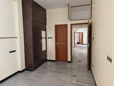 Bedroom Image of 1100 Sq.ft 2 BHK Builder Floor for rent in Arappalayam Madurai for Rs. 19000