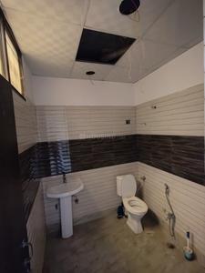 Bathroom Image of 2350 Sq.ft 6 BHK Apartment / Flat for sale in Shyam Nagar Kanpur for Rs. 15500000
