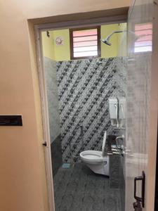 Bathroom Image of 410 Sq.ft 1 BHK Apartment / Flat for rent in Pattanur Viluppuram for Rs. 16500
