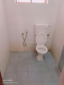 Bathroom Image of 600 Sq.ft 2 BHK Builder Floor for rent in Kakkanad Kochi for Rs. 21000