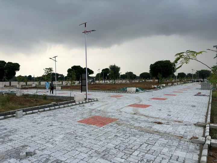 Kedia parwati meadows bindayeka Main Image 1