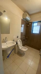 Bathroom Image of 1280 Sq.ft 2 BHK Apartment / Flat for sale in K Raheja Vistas Phase 1, Mohammed Wadi Pune for Rs. 11000000