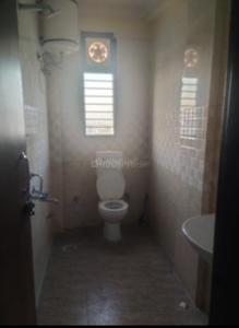 Bathroom Image of 1400 Sq.ft 1 BHK Builder Floor for rent in Palam Vihar Extension Gurgaon for Rs. 16000