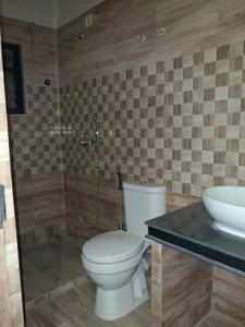 Bathroom Image of 1200 Sq.ft 2 BHK Apartment / Flat for sale in Jodhpur Park Kolkata for Rs. 14500000