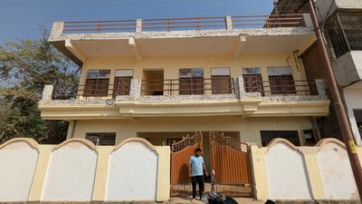 4.5 BHK Independent Builder Floor