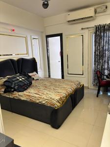 Bedroom Image of 1730 Sq.ft 3 BHK Apartment / Flat for sale in Paramount Golfforeste Premium Apartments, Surajpur Greater Noida for Rs. 12000000