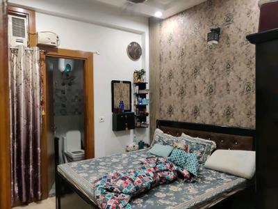 Bedroom Image of 1300 Sq.ft 3 BHK Builder Floor for sale in Indirapuram Ghaziabad for Rs. 11000000