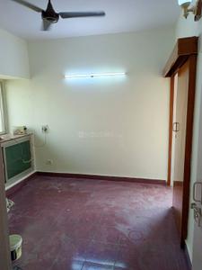 Bedroom Image of 900 Sq.ft 2 BHK Apartment / Flat for sale in Saraswati Kunj, Patparganj New Delhi for Rs. 13000000