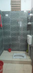 Bathroom Image of 968 Sq.ft 2 BHK Apartment / Flat for rent in Paras Heights, Ayodhya Bypass Bhopal for Rs. 15000