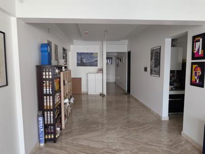 Hall Image of 1500 Sq.ft 3 BHK Apartment / Flat for sale in Amanora Gateway Towers, Hadapsar Pune for Rs. 32000000