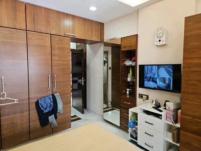 Bedroom Image of 2500 Sq.ft 3 BHK Apartment / Flat for sale in National Kamal Kunj, Matunga East Mumbai for Rs. 80000000