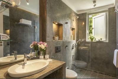 Bathroom Image of 1500 Sq.ft 2 BHK Villa for rent in Marna Siolim Goa for Rs. 120000