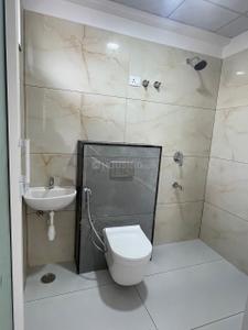 Bathroom Image of 1720 Sq.ft 4 BHK Apartment / Flat for rent in Mansarovar Extension Jaipur for Rs. 32000