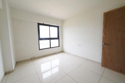 Bedroom Image of 2880 Sq.ft 4 BHK Apartment / Flat for sale in HR Eliseo, Shela Ahmedabad for Rs. 16600000