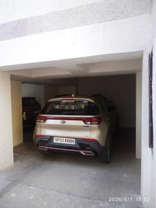 Image of 1750 Sq.ft 3.5 BHK Apartment / Flat for rent in AKASH ENCLAVE, Vrindavan Yojana, Lucknow for Rs. 30000