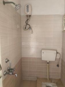 Bathroom Image of 1550 Sq.ft 2 BHK Apartment / Flat for rent in Chuna Bhatti Bhopal for Rs. 19000