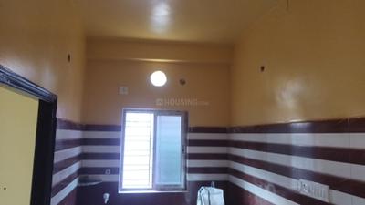 Kitchen Image of 470 Sq.ft 1 BHK Apartment / Flat for rent in Picnic Garden Kolkata for Rs. 9200