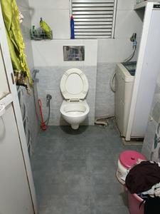 Bathroom Image of 620 Sq.ft 1 BHK Apartment / Flat for sale in Dosti Maitri Vatika, Kalwa Thane for Rs. 7800000