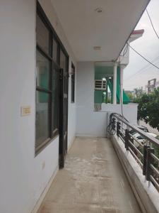 Bedroom One Image of 1400 Sq.ft 3 BHK Builder Floor for rent in Sector 49 Faridabad for Rs. 30000