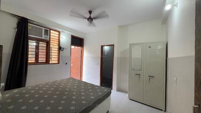 Bedroom Image of 750 Sq.ft 1 BHK Apartment / Flat for rent in Sector 39 Gurgaon for Rs. 24000