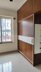 Bedroom Image of 975 Sq.ft 2 BHK Apartment / Flat for rent in Halasuru Bengaluru for Rs. 40000