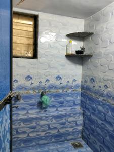 Common Bathroom Image of 845 Sq.ft 2 BHK Apartment / Flat for rent in Kasarvadavali Thane for Rs. 30000