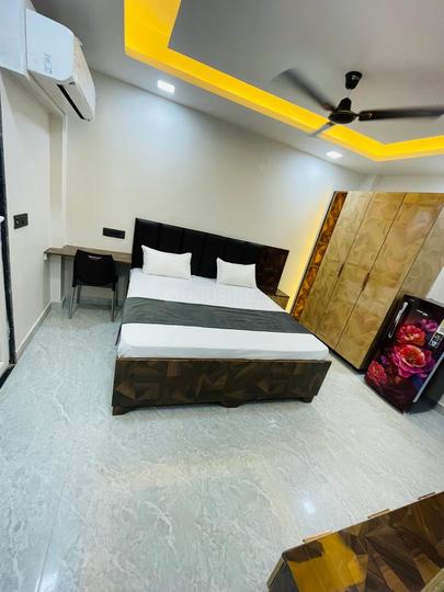 DLF Golf Course, Sector 42 Bedroom 1