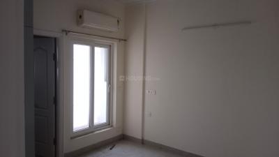 Bedroom Image of 1560 Sq.ft 3 BHK Apartment / Flat for rent in Shree Vardhman Victoria, Sector 70 Gurgaon for Rs. 55000