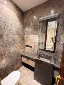 Image of 2403 Sq.ft 4 BHK Builder Floor for sale in Defence Colony, New Delhi for Rs. 140000000
