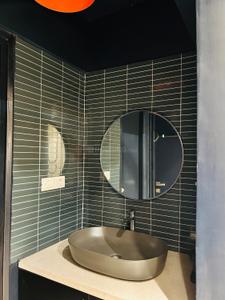 Bathroom Image of 2800 Sq.ft 4 BHK Apartment / Flat for sale in Sattva Greenage , Bommanahalli Bengaluru for Rs. 62900000