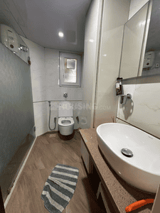 Image of 990 Sq.ft 2 BHK Apartment / Flat for rent in Evershine Millennium Paradise, Kandivali East, Mumbai for Rs. 75000