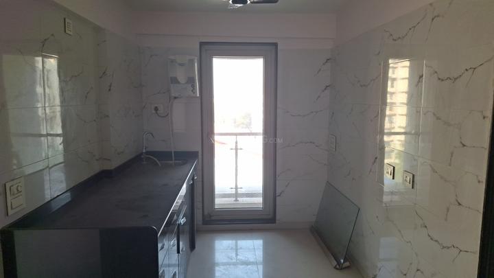 Parshwa Dialani Astoria Main Image 1